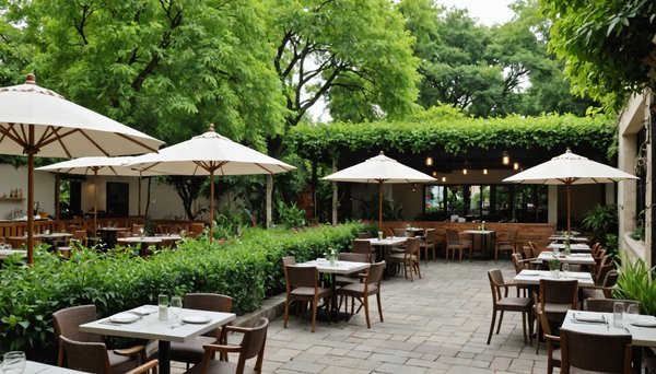 LA FRAICHEUR Bar Restaurant Garden